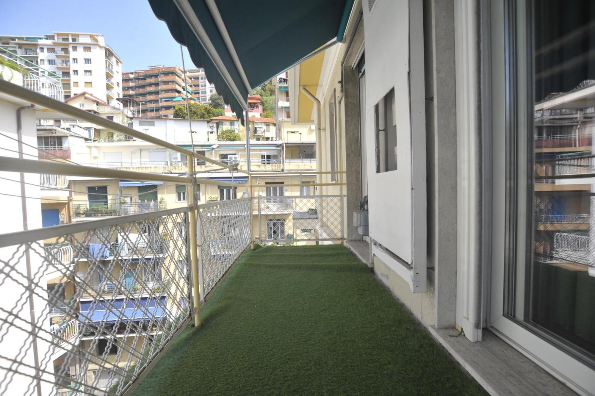 Casa Rosa Lucia Centrale Con Parcheggio ซานเรโม ภายนอก รูปภาพ