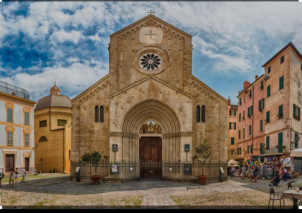 Casa Rosa Lucia Centrale Con Parcheggio ซานเรโม ภายนอก รูปภาพ